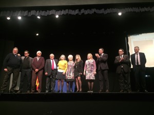 El premi a entitats ha comptat amb la presència de tots els alcaldes i regidors de Cultura Vinebre dels 35 anys de trajectòria del Premi Narrativa Ribera d'Ebre.